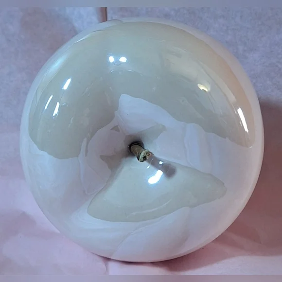 IRIDESCENT CERAMIC APPLE - Picture 6 of 7